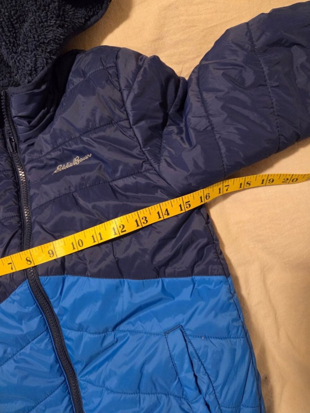 Kids Eddie Bauer Hooded Puffer Jacket XL 8 REVERSABLE Blue Colorblock Sherpa - Picture 3 of 6